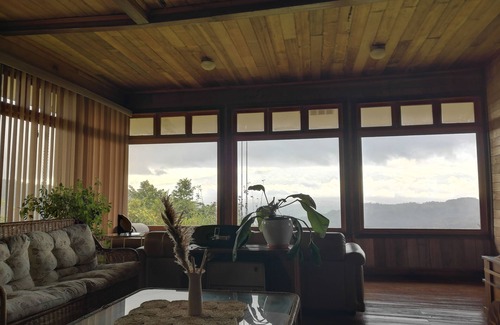 Pacuare Reserve Bed & Breakfast | Best immersion experience in a Farm at Finca Queveri
