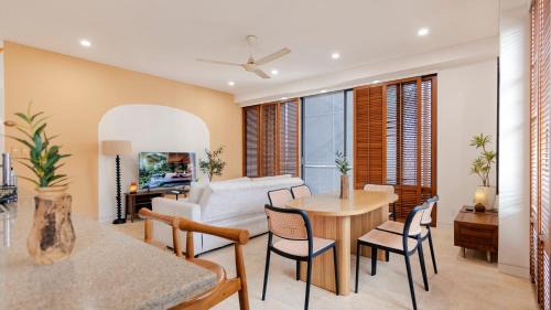 Bui Thi Xuan Apartment | Best Indochine Style Luxury Apartment in District 1 Hochiminh City