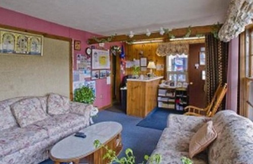 Wellsville Hotel | Best Inn