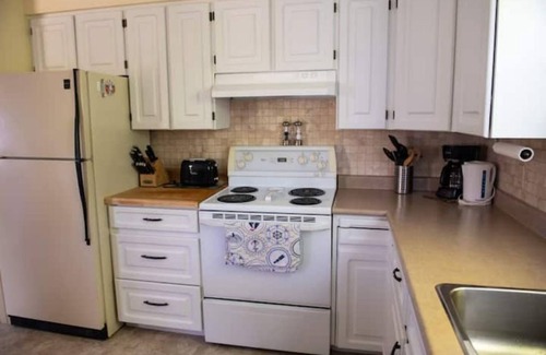 St. Andrews House | Best location! Executive home, Downtown St Andrews