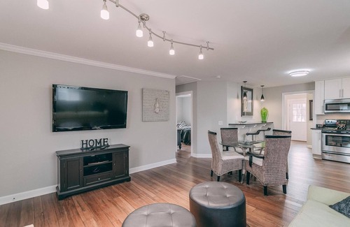 East End House | Best location in East Nash! 1.5 miles to Nissan Stadium and downtown Nashville!n