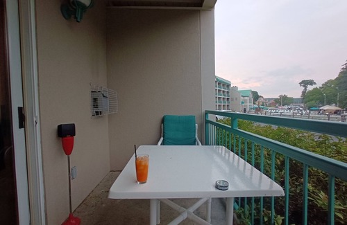 Lake Geneva Condo | Best location luxury studio suite on Lake Geneva walk downtown