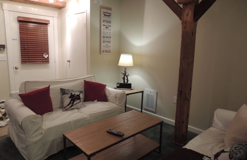 Ludlow Condo | Best Location! Renovated center village Okemo 2 BR - free shuttle outside door!