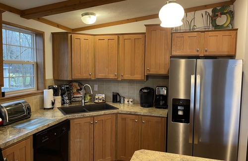 New Paltz House | Best of both worlds! Amazing views plus an easy walk into town!