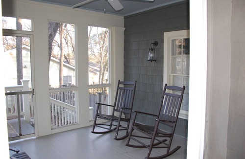 Tarrytown House | Best Of Both Worlds: Downtown Access With Neighborhood Charm