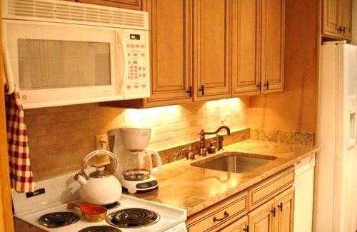 Vail Condo | Best Price for location 179 per night = Oct 8 - 31. Vail Village location