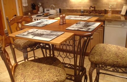 Vail Condo | Best Price for location 179 per night = Oct 8 - 31. Vail Village location