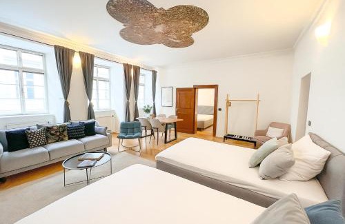Hradcany Apartment | Best Price & Location - Historic Square Residency