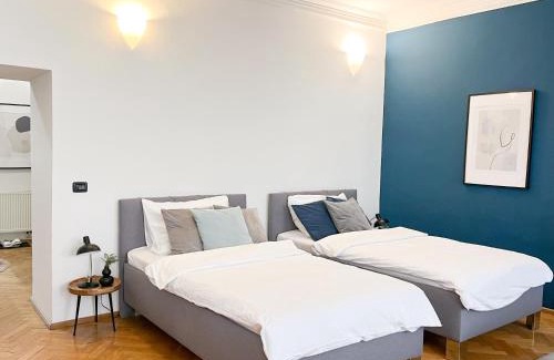 Hradcany Apartment | Best Price & Location - Historic Square Residency