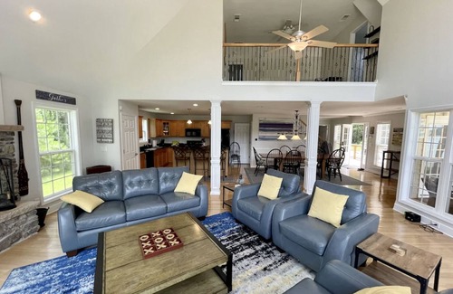 Milledgeville House | BEST SUNSET ON SINCLAIR ~ CLEAREST WATER, FLAT LOT & BIG WIDE OPEN VIEWS! - WiFi