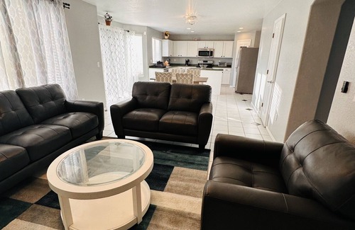 Centennial House | Best Vacation Home in Centennial, Colorado 80015