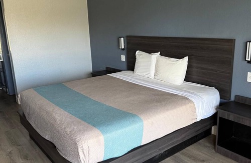 Garland Hotel | Best Value Inn Garland