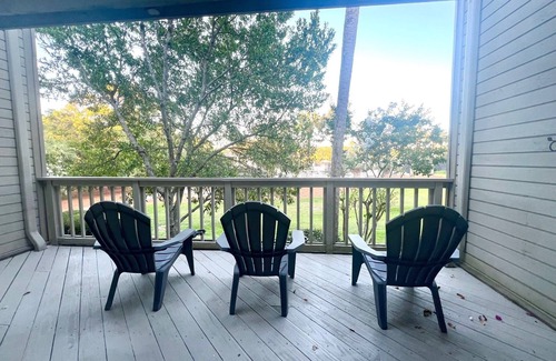 Seabrook Island House | Best value simple courtside beach villa 2 pools