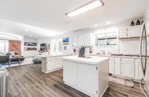 Fayetteville House | Best view in Fayetteville - Hot tub (Sleeps 4)