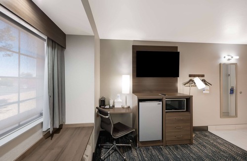 Flagstaff Hotel | Best Western Bellemont Shadow Mountain Inn