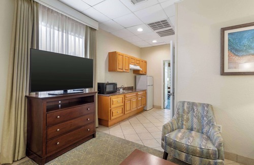 Avon By The Sea Hotel | Best Western Cocoa Beach - Port Canaveral