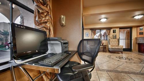 Los Alamitos Hotel | Best Western Los Alamitos Inn & Suites