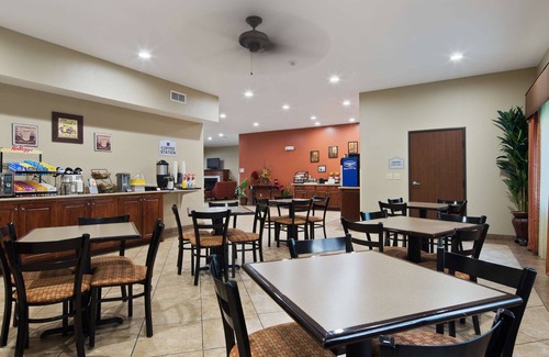 Clear Creek Hotel | Best Western Oasis Inn