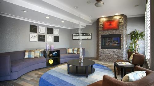 Delthorne Hotel | Best Western PLUS Avita Suites