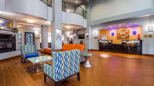 South Oklahoma City Hotel | Best Western Plus Barsana Hotel & Suites
