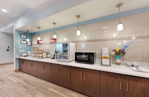 Buda Hotel | Best Western Plus Buda Austin Inn & Suites