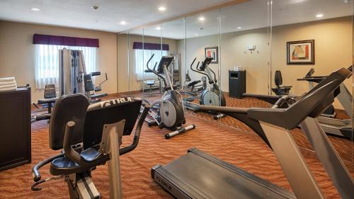 Burleson Hotel | Best Western Plus Burleson Inn & Suites