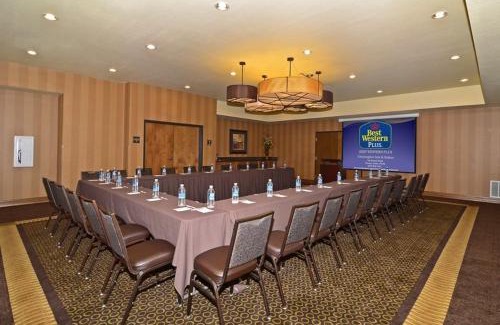 Forney Hotel | Best Western Plus Christopher Inn & Suites
