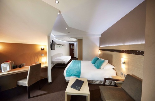 Valence Hotel | Best Western Plus Clos Syrah