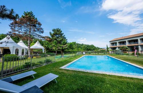 Valence Hotel | Best Western Plus Clos Syrah