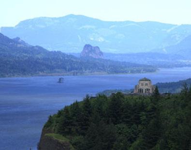 Cascade Locks Hotel | Best Western Plus Columbia River Inn