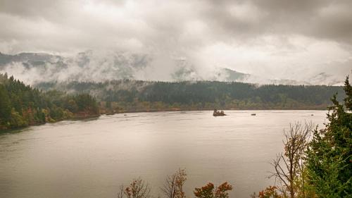 Cascade Locks Hotel | Best Western Plus Columbia River Inn