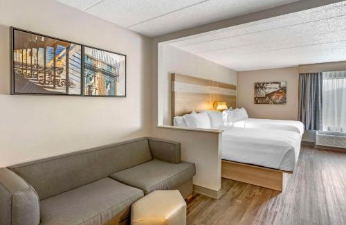 York Hotel | Best Western Plus Heritage Rail Inn & Suites
