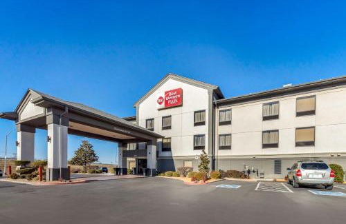 Midwest City Hotel | Best Western Plus Midwest City Inn & Suites