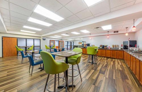 Midwest City Hotel | Best Western Plus Midwest City Inn & Suites