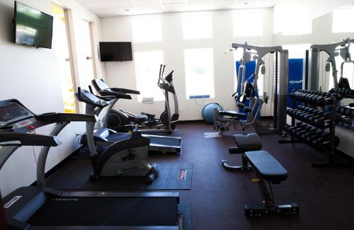 South Lethbridge Hotel | Best Western Plus Service Inn & Suites