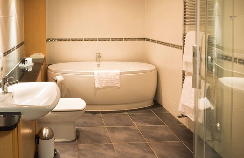 Ullesthorpe Hotel | Best Western Plus Ullesthorpe Court Hotel & Golf Club