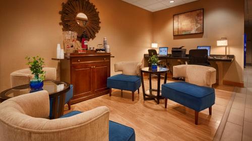 Olean Hotel | Best Western Plus University Inn