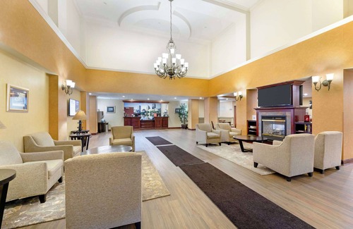 Victor Hotel | Best Western Plus Victor Inn & Suites