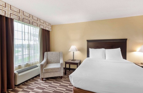Victor Hotel | Best Western Plus Victor Inn & Suites