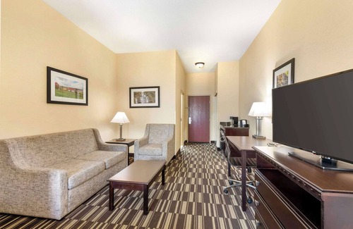 Victor Hotel | Best Western Plus Victor Inn & Suites