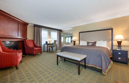 White Bear Lake Hotel | Best Western Plus White Bear Country Inn