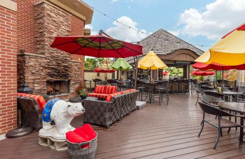 White Bear Lake Hotel | Best Western Plus White Bear Country Inn