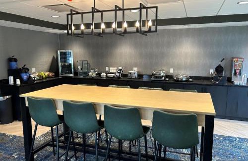 Potsdam Hotel | Best Western Potsdam University Park Inn