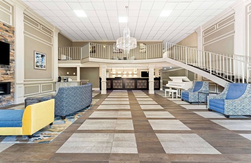 Macon Hotel | Best Western Riverside Inn