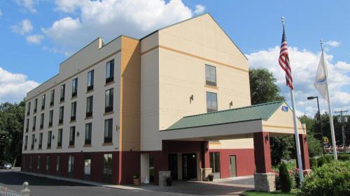 West Springfield Hotel | Best Western Springfield West Inn