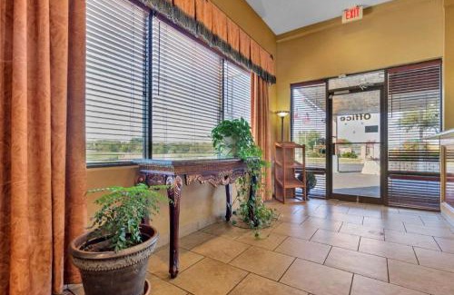 Taylor Hotel | Best Western Taylor Inn