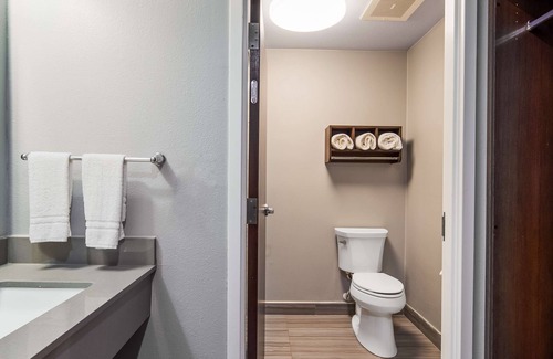 Weslaco Hotel | Best Western Town Center Inn