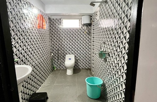 Karsiyang Bed & Breakfast | Bethesda Dheem Homestay by Rekha Waiba.