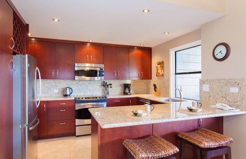 Kapalua Condo | Better-than-gold remodel, with VIEWS, VIEWS, VIEWS!