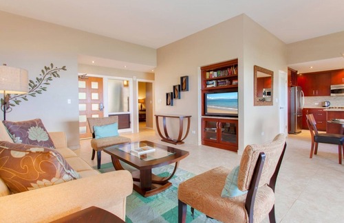 Kapalua Condo | Better-than-gold remodel, with VIEWS, VIEWS, VIEWS!